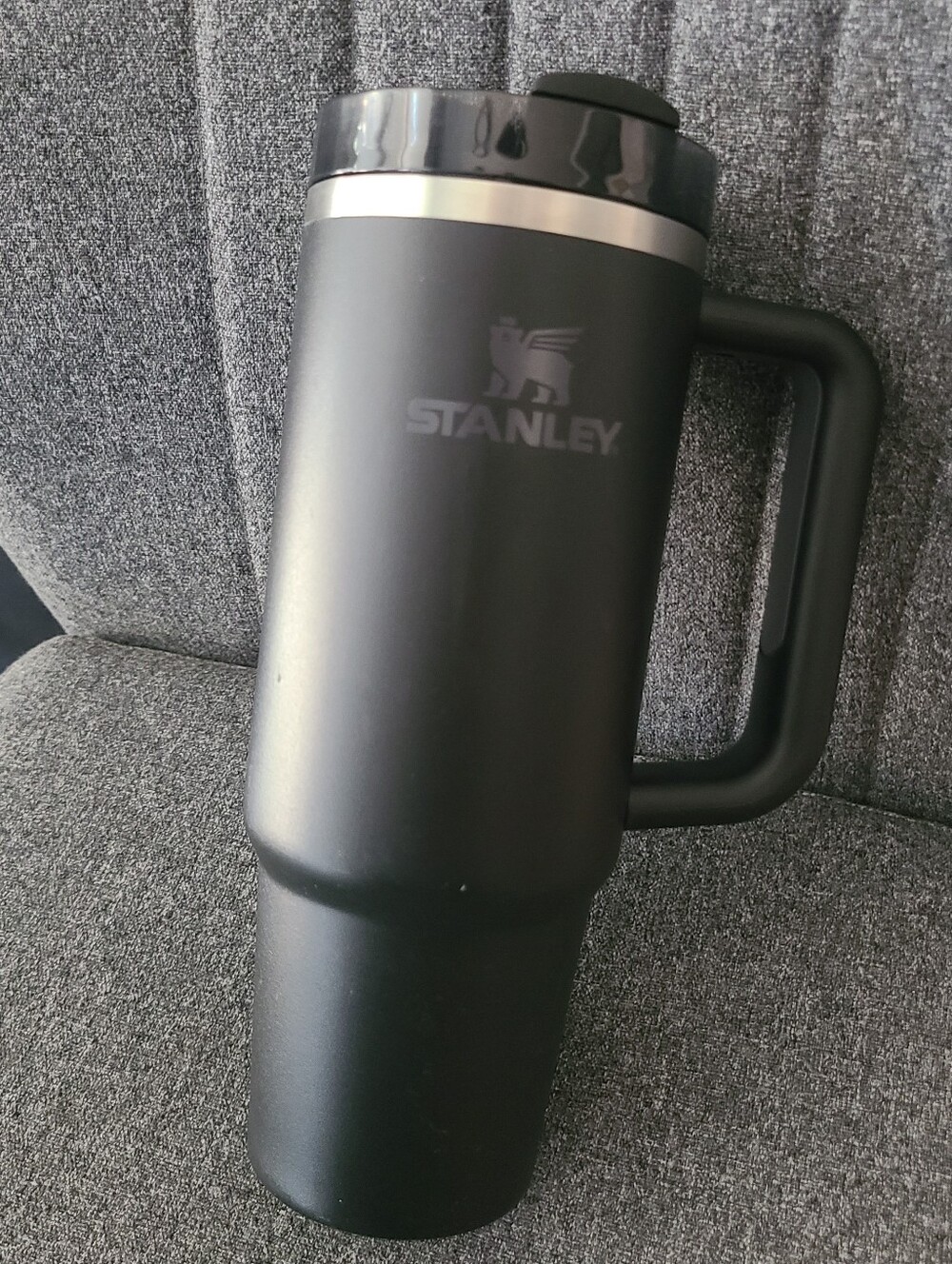 Stanley Quencher H2.0 Flowstate Tumbler Black 30oz